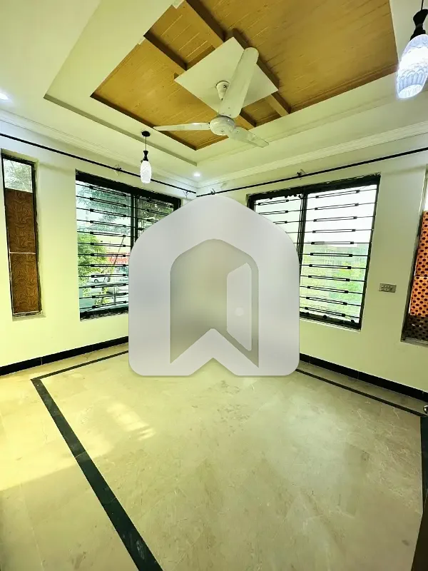 04 Marla Ground Portion For Rent In G-13/1, photo 6