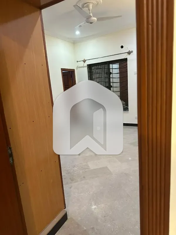 10 Marla Ground Portion For Rent In G-13/3 Main Road, photo 5