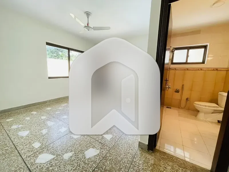 F-10/3 Ground Portion With Loan 4bedroom Available, photo 10