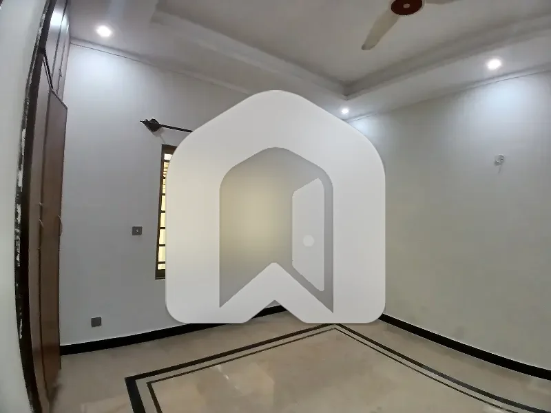 35x70 Ground portion For rent in G-13, photo 10