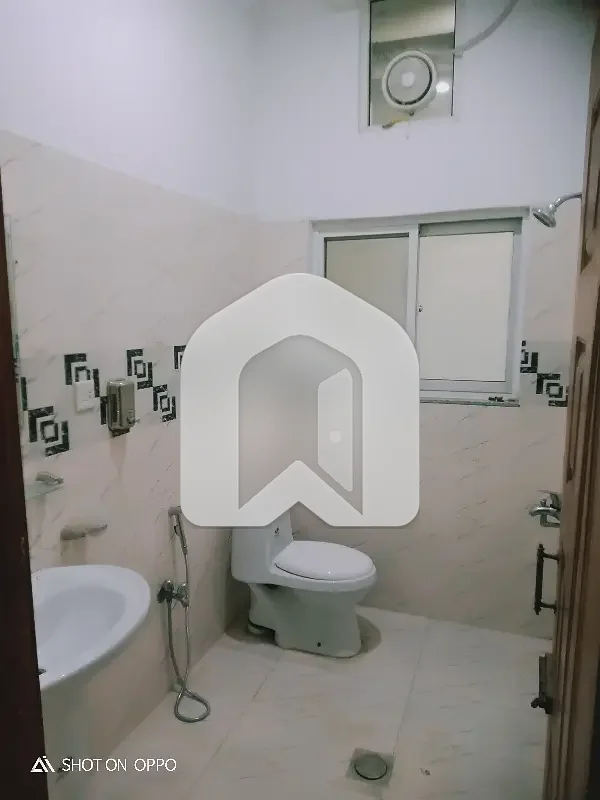 20 Marla's Luxury 3 Side Open Basement Available Rent G-14/3, photo 9