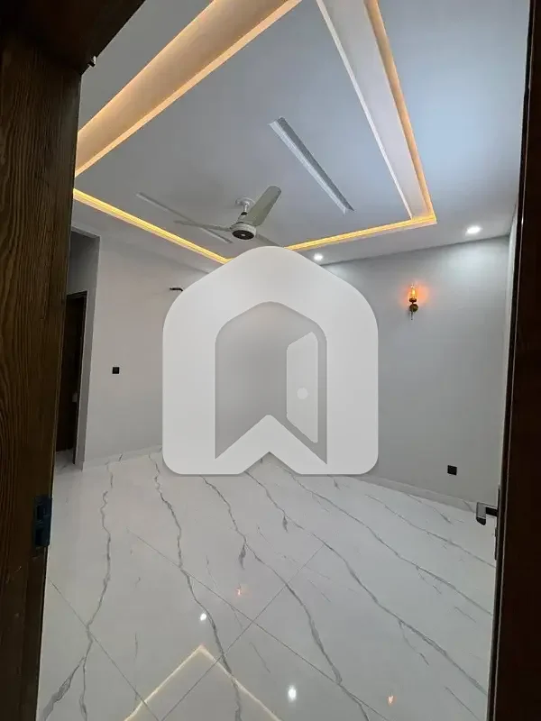 14 Marla Brand New Tiles Flooring Ground Portion Available Rent G-14, photo 2