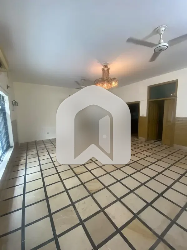 G-11 Beautiful Location Ground Basement Available For Rent, photo 9