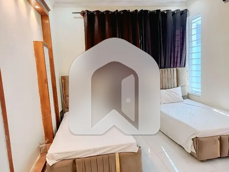 G13 25x40 Furnished Ground Portion available for rent, photo 7