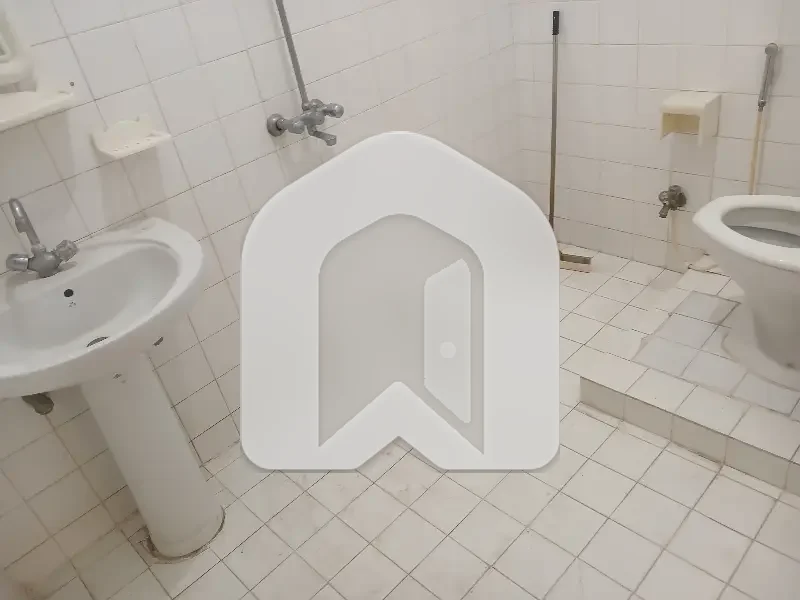 F11 /3 Size500 Ground Portion 3beds Rent, photo 9