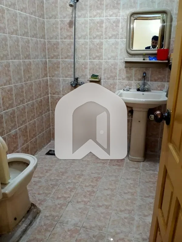 G-11 Size 600 Ground Portion 4 Beds Rent 200000, photo 3