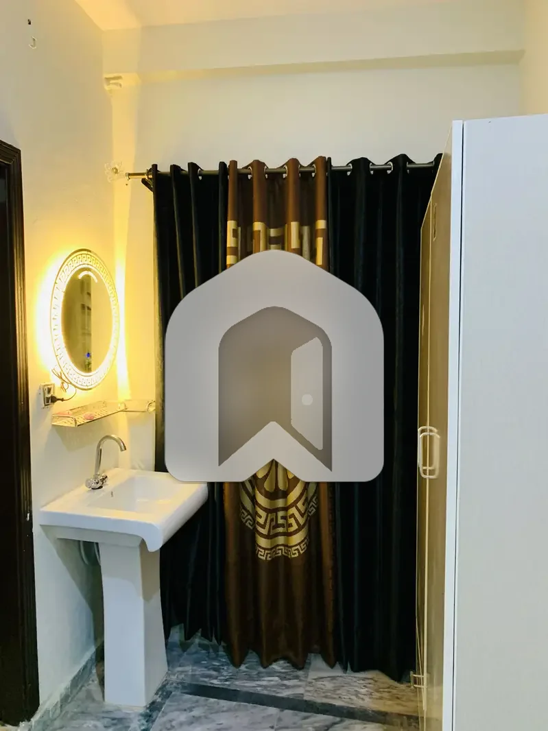 Serena Heights Furnished Room Available With Car Parking, photo 7