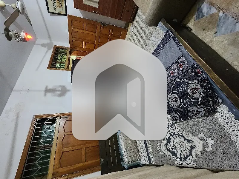 Furnish Room Available In G11/3 For Job Holder Ladies Only