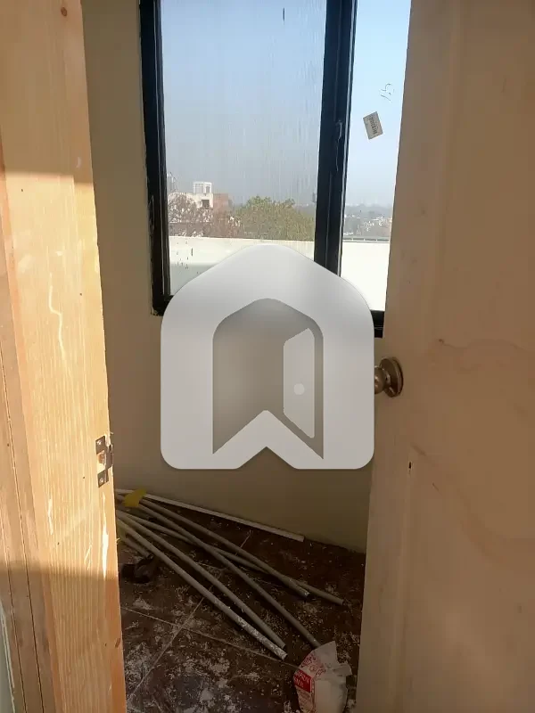 New Falcon Enterprises Offered Beautiful Designed 3rd Floor Building In Good Location, photo 16