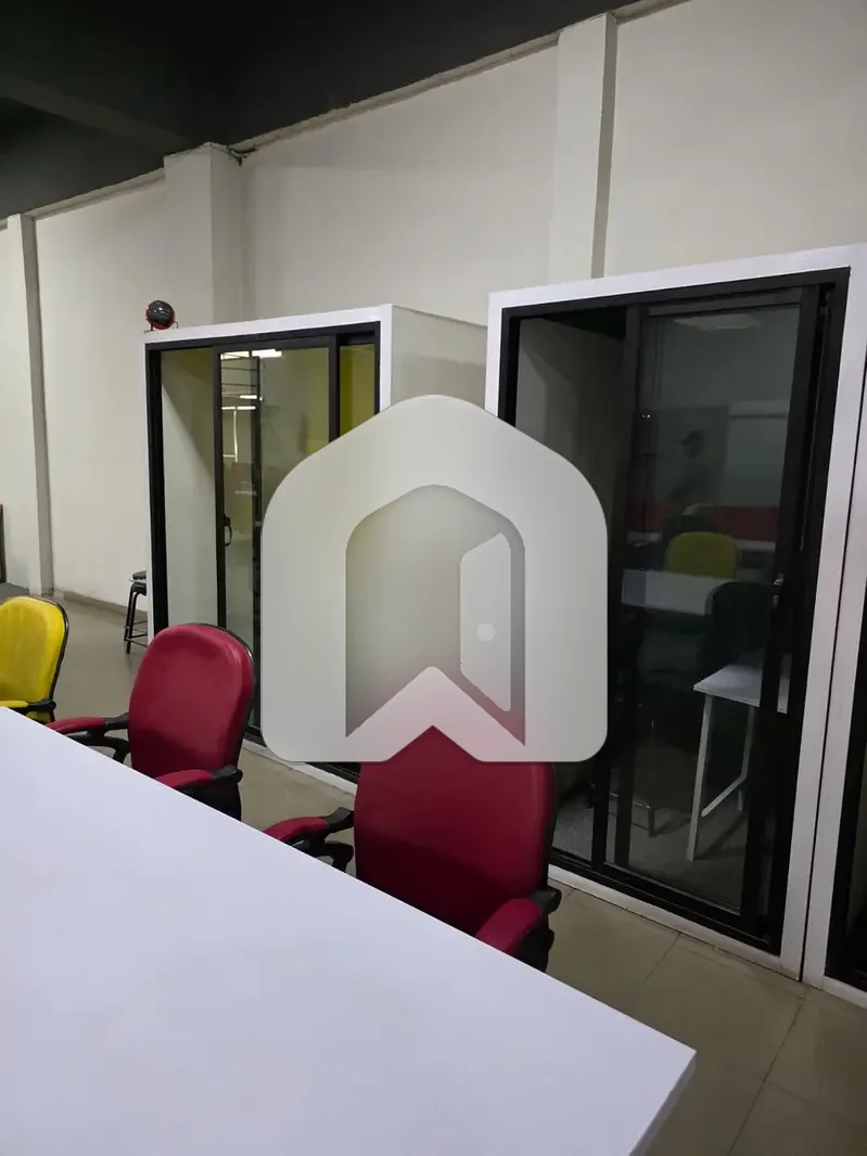 Office Of 4000 Square Feet Is Available In Contemporary Neighborhood Of I-9, photo 7