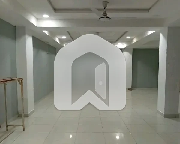 Book A Office Of 1800 Square Feet In E-11, photo 7