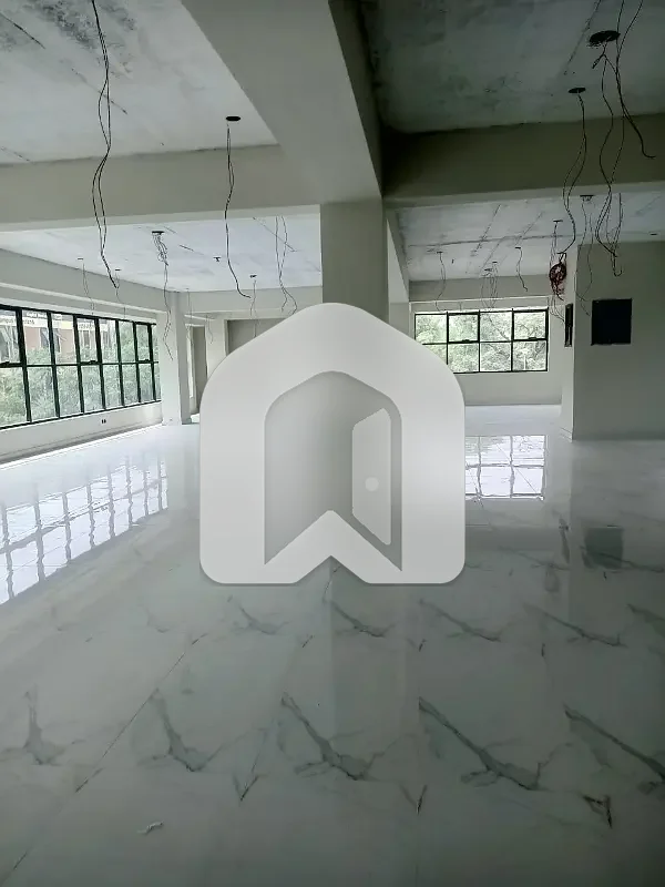Aesthetic Office Of 3400 Square Feet For Rent Is Available, photo 16