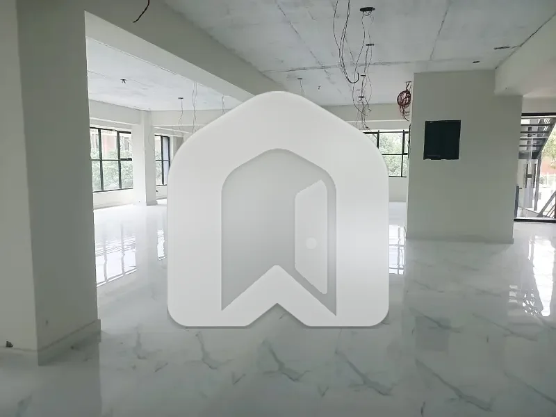 Aesthetic Office Of 3400 Square Feet For Rent Is Available, photo 25