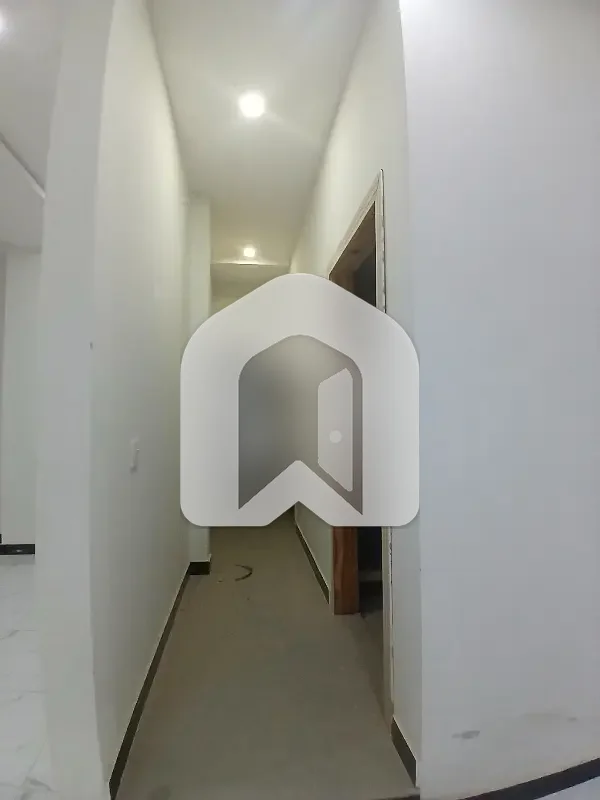 9 Marla Brand New Commercial Hall Available For Rent, photo 7