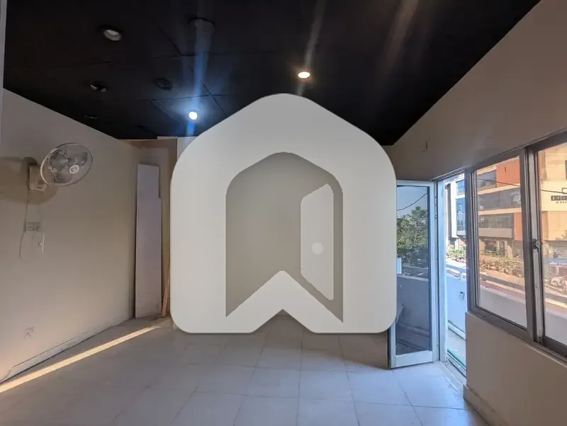 1,300 Sq. Ft. Commercial Space For Rent G-8 Markaz, Islamabad, photo 6