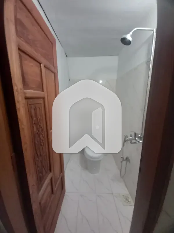 Spacious Lower Ground Commercial Hall For Rent, photo 10