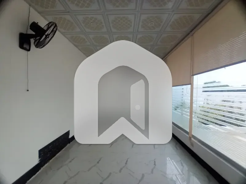 Spacious Lower Ground Commercial Hall For Rent, photo 12