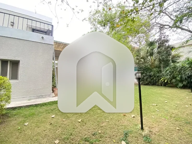 Luxurious House Front Back Garden On Prime Location Available For Rent In Islamabad, photo 13