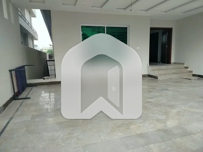 1 Kanal House In Central Top City 1 - Block D For rent, photo 9