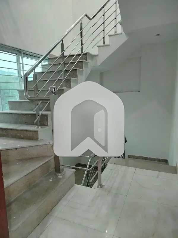 1 Kanal House In Central Top City 1 - Block D For rent, photo 2