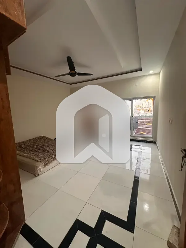 ShahAllahDitta st 4 Nearby D-12 Islamabad 14Marla Upper Portion For Rent 3bed with washroom Tvl Kichen Servant Room Parking, photo 4