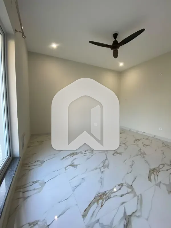 D-12 Islamabad 1Kanal Upper Portion For Rent 3bed With Washroom Drawing Dining Tvl Kichen Tearus Parking Gas Electric 12kv Solar Installed Sept Gate, photo 14