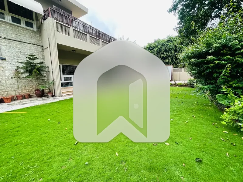 HOUSE FOR RENT
