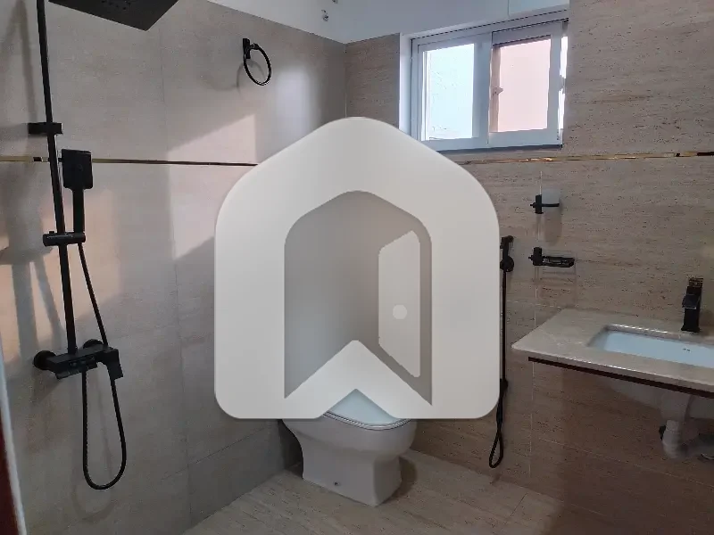 E-11/3 Beautiful 3 Bedrooms With Attached Washroom Beautiful Ground Portion For Rent, photo 3