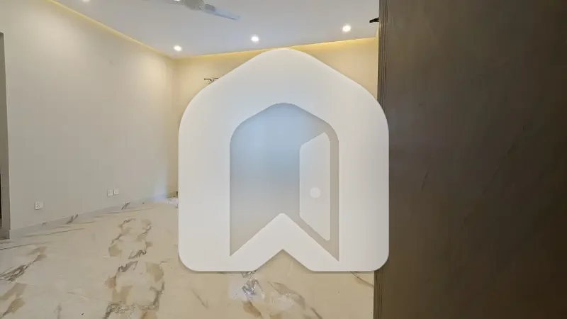 Lower Portion Sized 500 Square Yards In D-12, photo 21