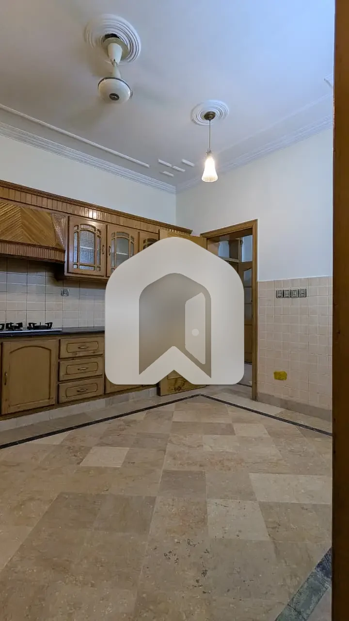 Get In Touch Now To Rent A Lower Portion In E-11/3 Islamabad, photo 17