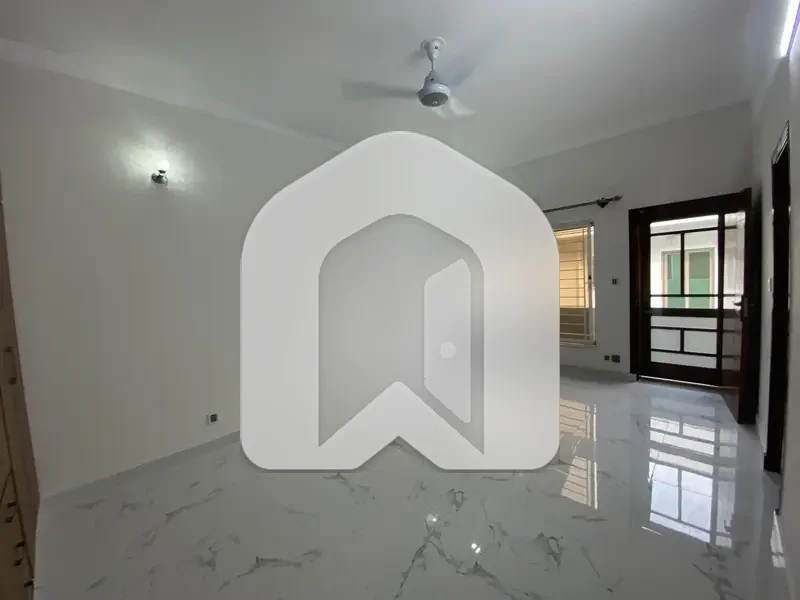 40*80 Ground Portion Available For Rent G-13, photo 8