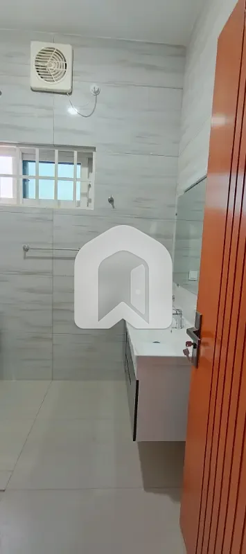12 Marla Full House For Rent In G15 Islamabad, photo 8