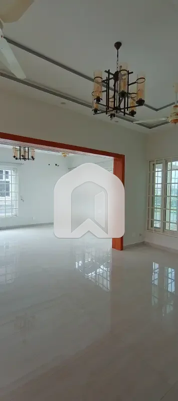 12 Marla Full House For Rent In G15 Islamabad, photo 7