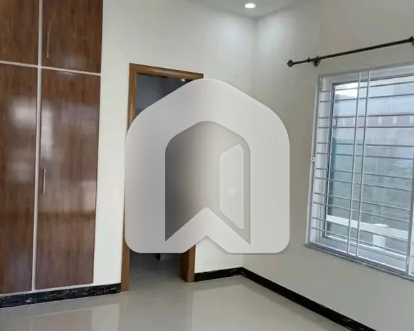 You Can Find A Gorgeous Lower Portion For rent In G-13/2, photo 6