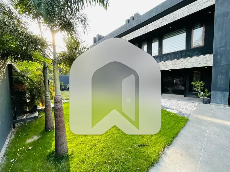 Branded New Luxury House Available For Rent