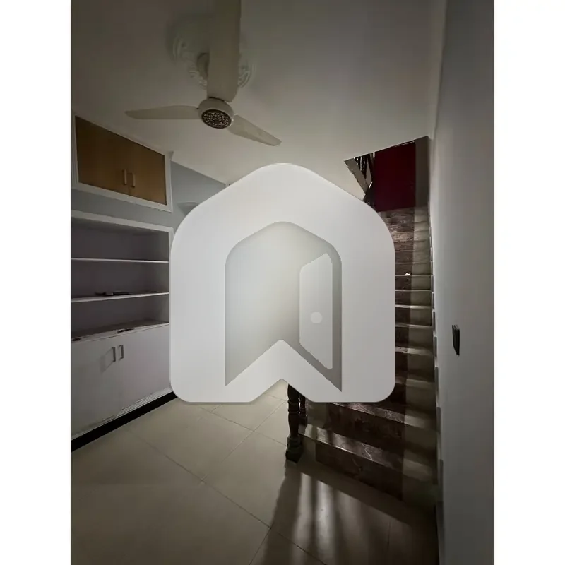 1 Kanal Full House Available For Rent In G-10, photo 7
