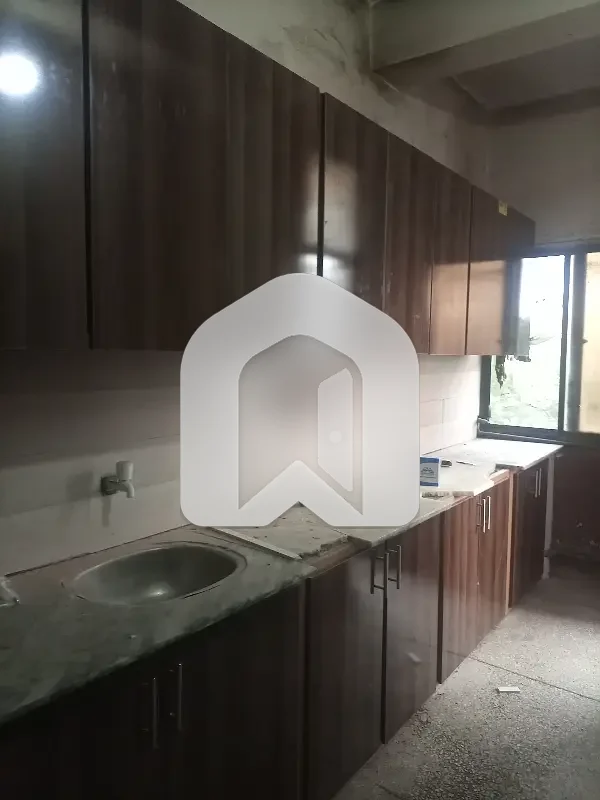 Bachelors Flat In 10 For Rent, photo 2