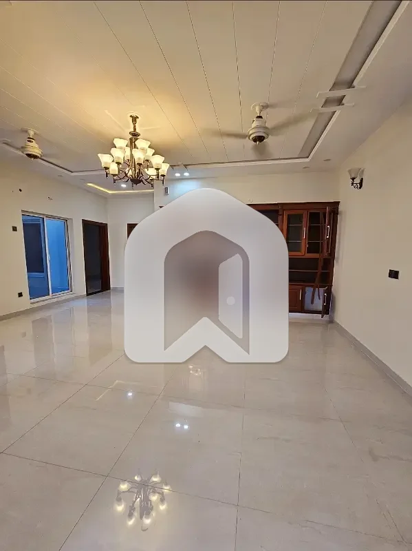 10 Marla Tile Flooring Ground Floor Prime Location Near Market & Kashmir Highway G13/1, photo 12