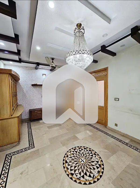 7 Marla Upper Portion Prime Location All Facilities Gas , Boring G13, photo 6