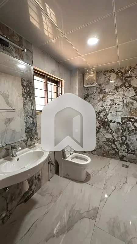 Three Bedrooms Apartment Available For Rent, photo 19