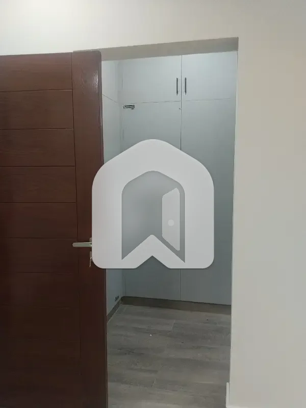Four Bedrooms Brand New Appartment Available For Rent, photo 8