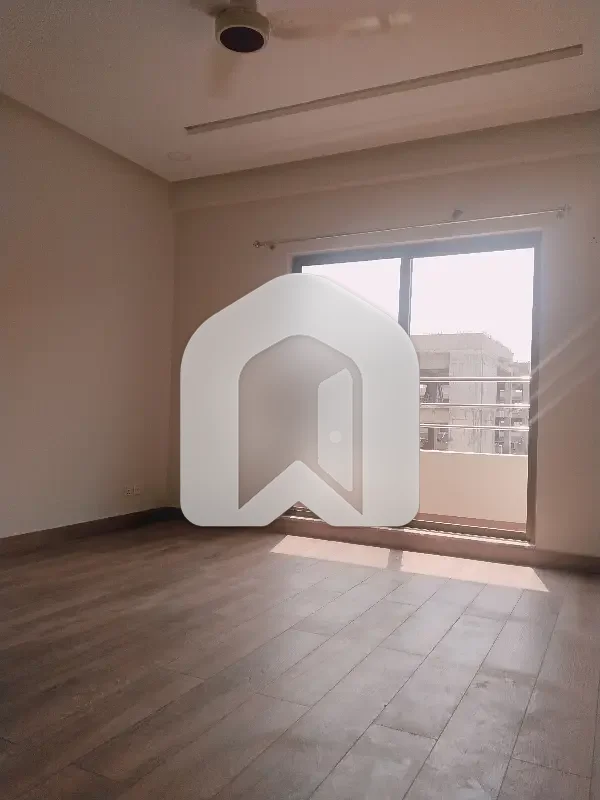 Four Bedrooms Brand New Appartment Available For Rent, photo 28