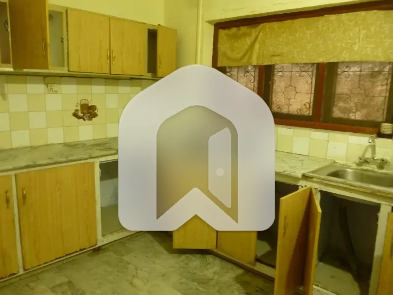 Premium 10 Marla Ground Portion Available For Rent In G-6, photo 2