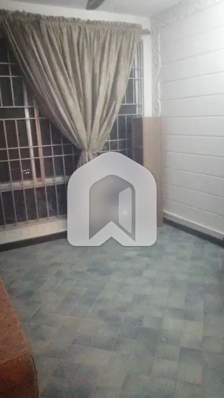 Good 2500 Square Feet Lower Portion For Rent In G-6, photo 2