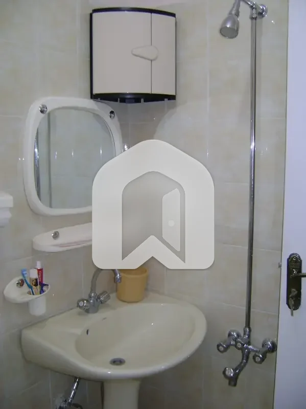 Good 2500 Square Feet Lower Portion For Rent In G-6, photo 7