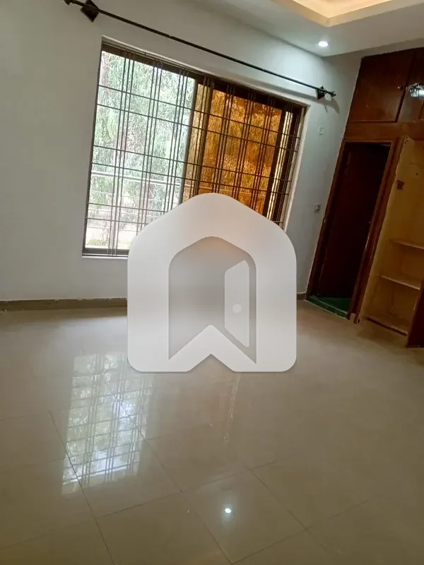 3 Bathrooms Upper Portion Available For Rent In G9, photo 9