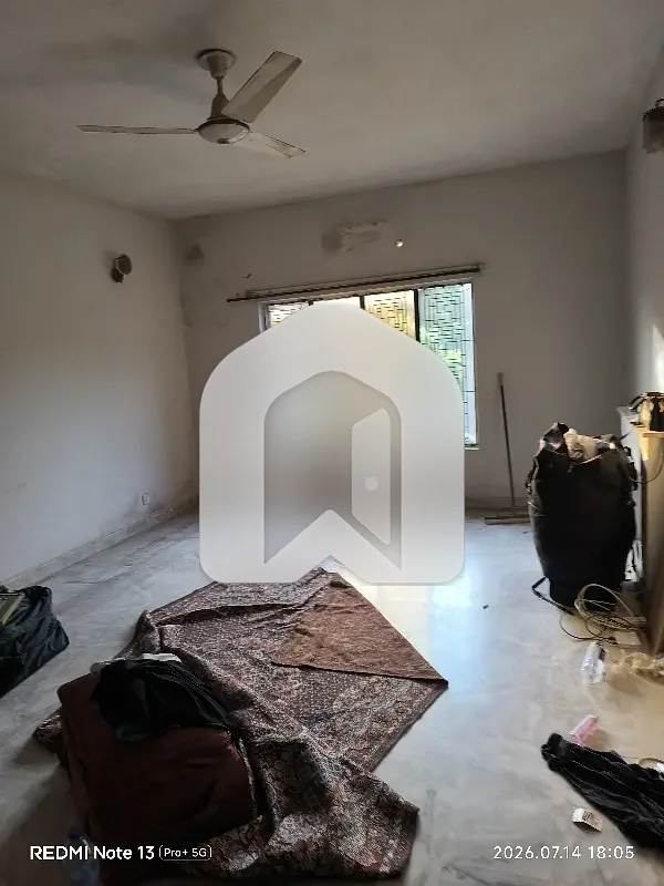 3 Bedrooms Upper Portion Available For Rent, photo 4