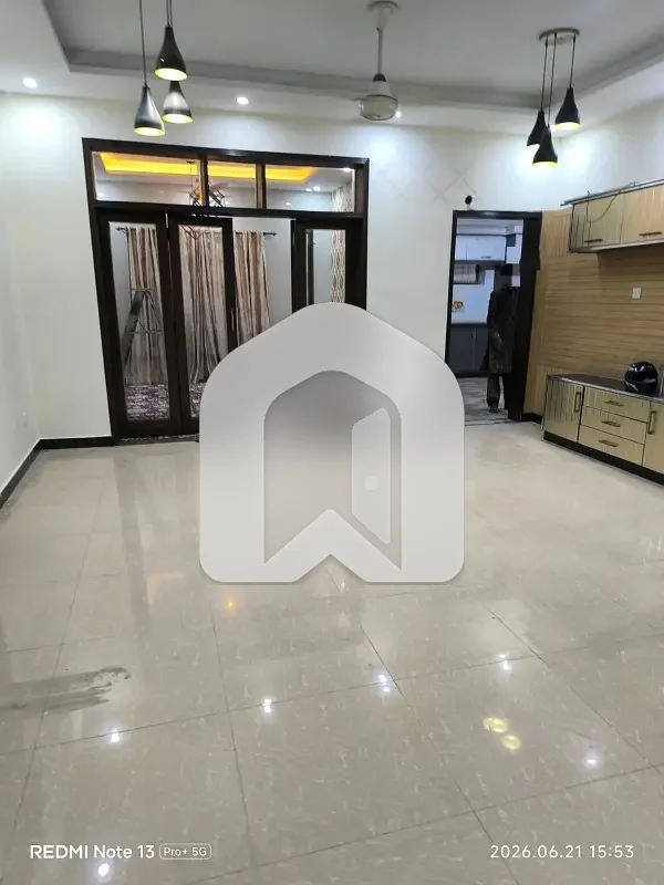 3 Bedrooms & 3 Bathrooms DD TV Lounge Kitchen, photo 4