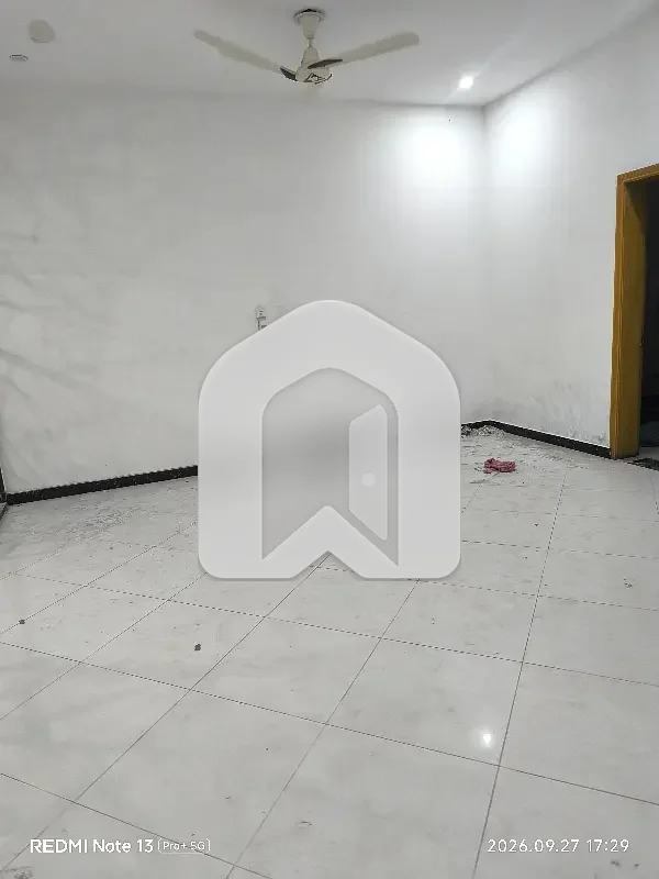 Ground Portion 3 Bedrooms & 3 Bathrooms DD TV Lounge Kitchen, photo 4