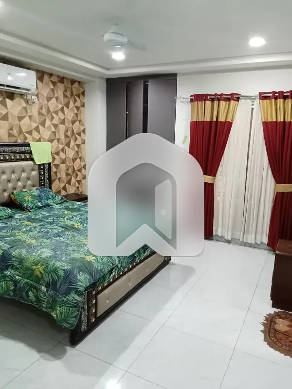 Royal Mall One Bed Furnished Apartment Available For Rent Sector C, photo 9